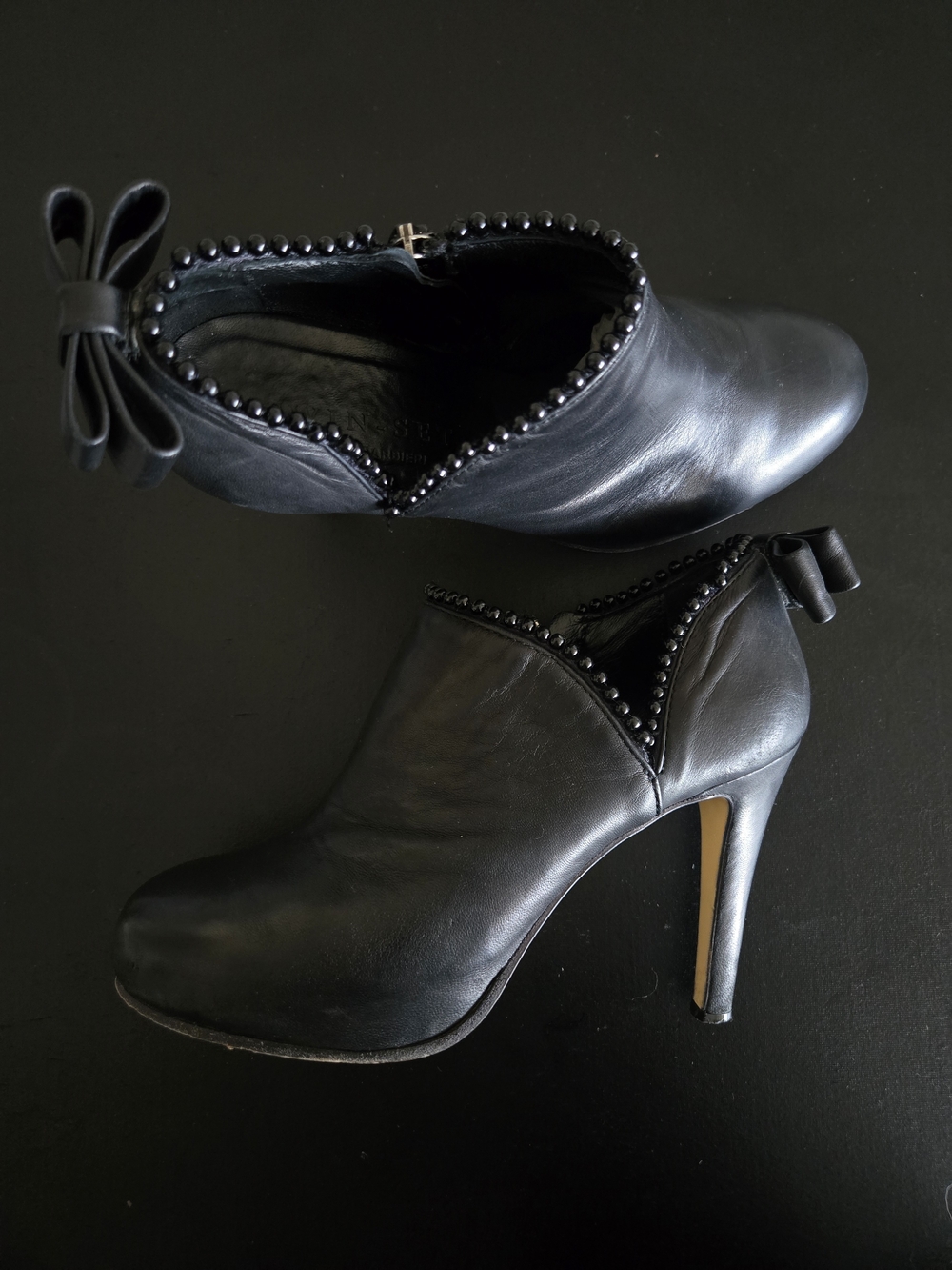 TWINSET Simona Barbieri Leather Beaded Bow Ankle Booties EU 37 / US 6.5